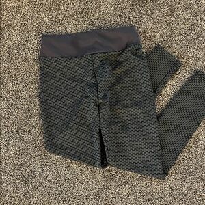 Kids Black Textured Leggings